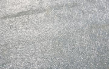 Chyvarloe laminate fibreglass or shingles?